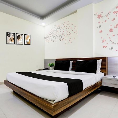 Super Townhouse Hoshangabad Road Near Aashima Mall Samarda Kaliāsot Exterior photo