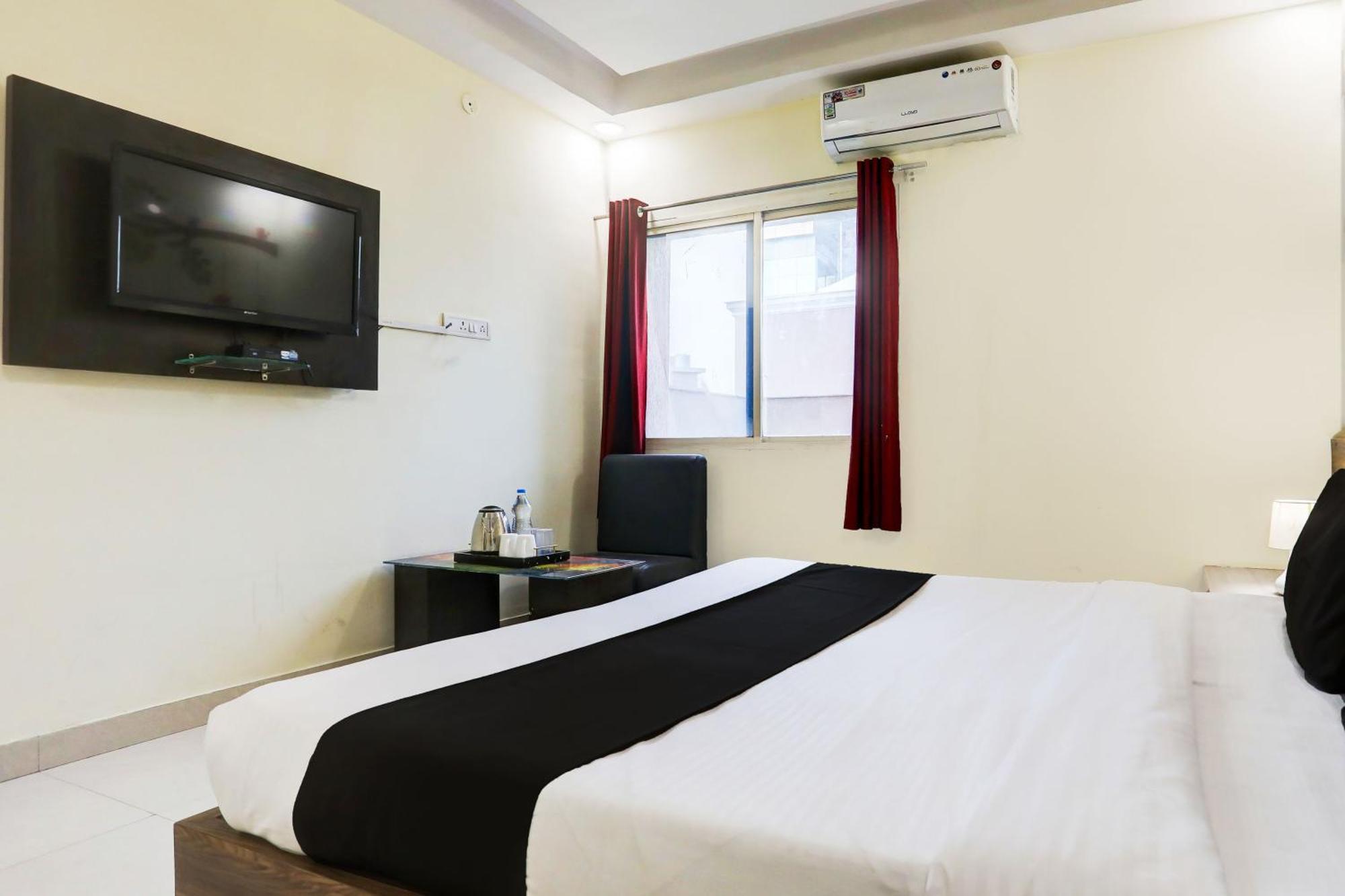 Super Townhouse Hoshangabad Road Near Aashima Mall Samarda Kaliāsot Exterior photo